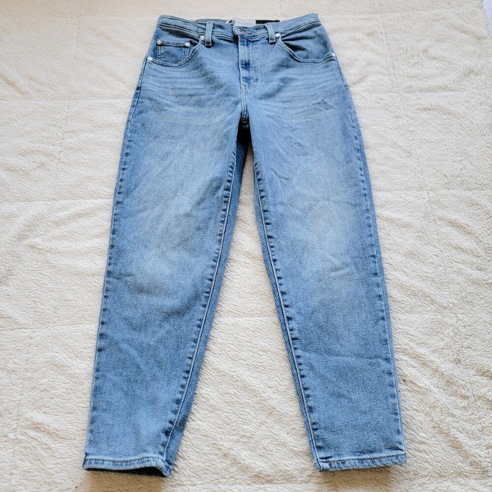 Levi's SilverTab High Rise Mom Jeans - Picture 2 of 5